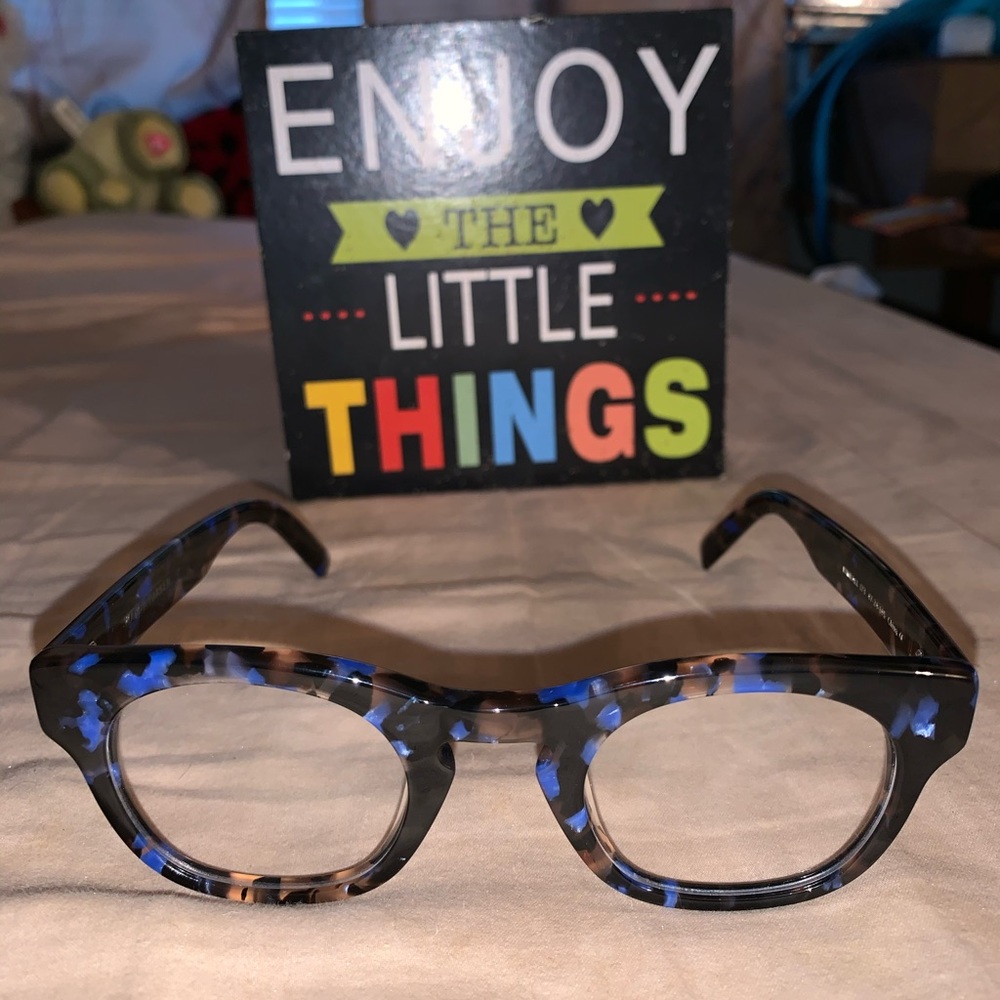 Eye glasses